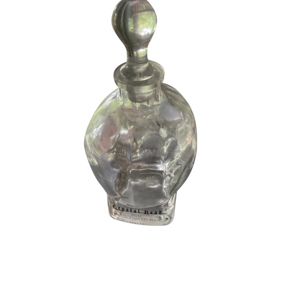 Crystal Head Vodka Glass Skull Bottle – 750ml – Dan Aykroyd - Picture 2 of 7